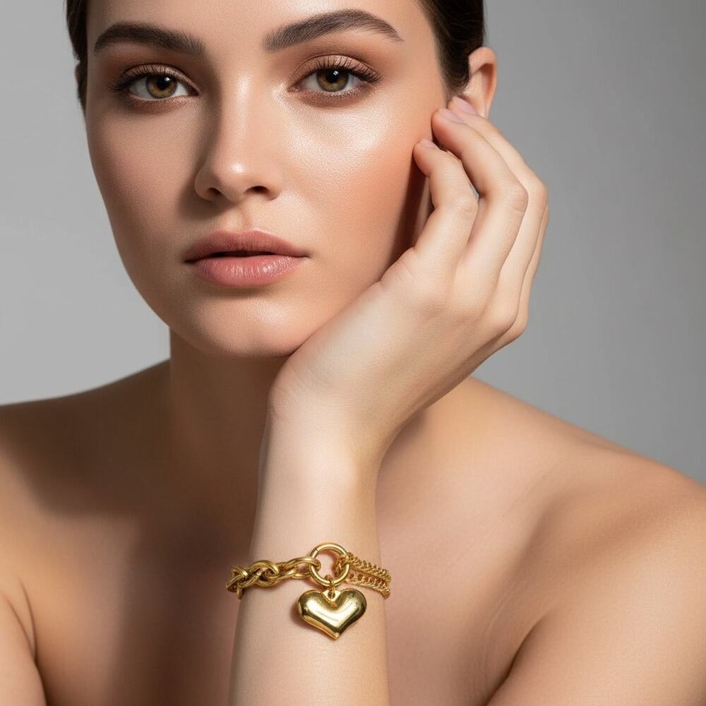 Boutique 18K Gold Plated Heart Charm Chain Bracelet – Non-Tarnish Jewelry